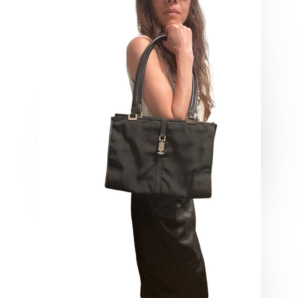 Gucci Black Shoulder Bag - Picture 12 of 13